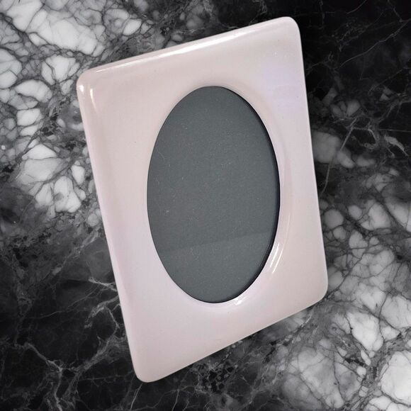 Y2K Style Lavender Oval Photo Frame Chunky Ceramic 9x7 Retro Pastel Decor - Picture 1 of 8